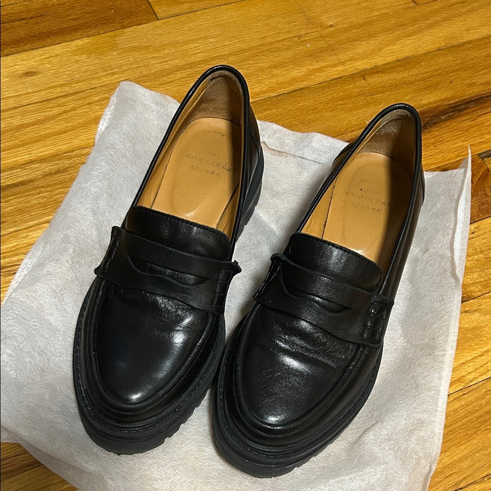Sezane Classic Black Leather Loafers